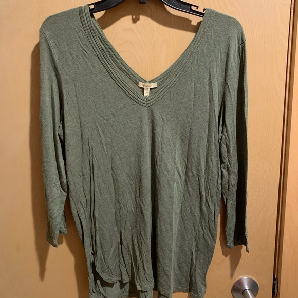 Bordeaux Essential V neck in green - Picture 4 of 7